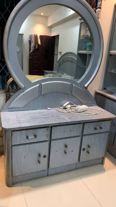 Furniture for sell complete set orignal wood pr bana hoa hai