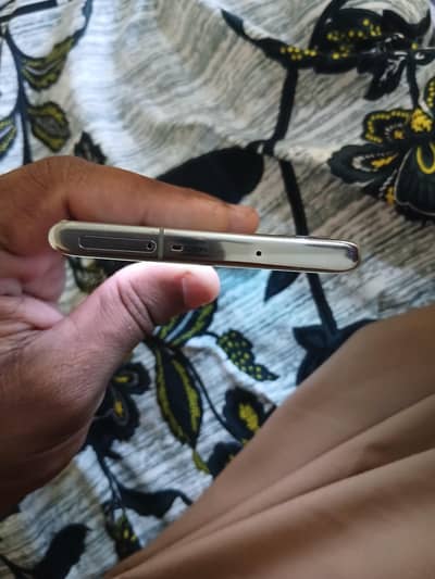Samsung Mobile Note 10 5g 12/256 reasonable price no exchange