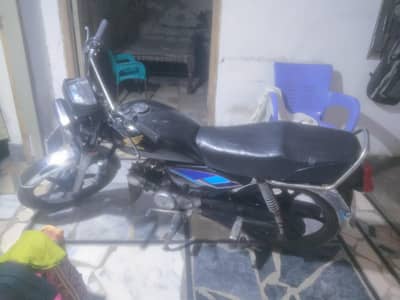 pakhero motorcycle  sale Kay lay ha  buy and use no work 03227567071