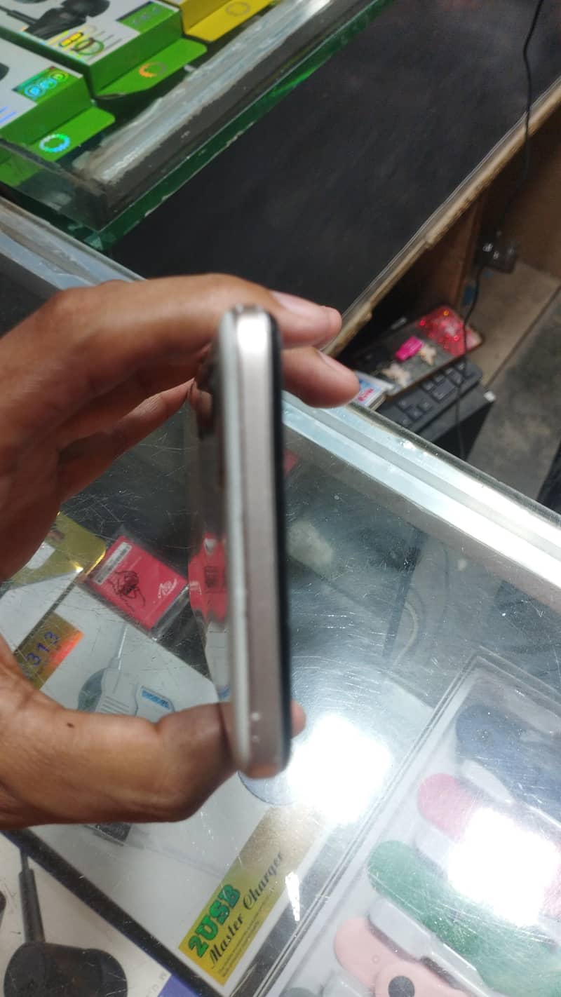 tecno 3