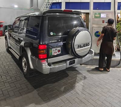 Mitsubishi Pajero 1999 Automatic+Sunroof