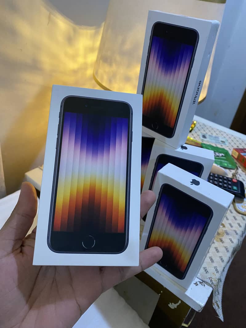 Apple iPhone SE 3rd generation 3