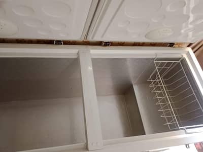 haeir double door freezer