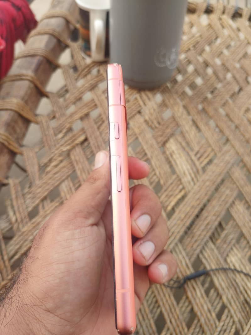 Google Pixel 7a 4