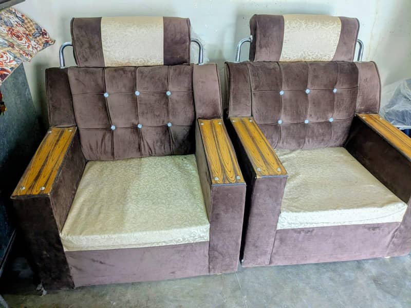 Sofa set with covers 1