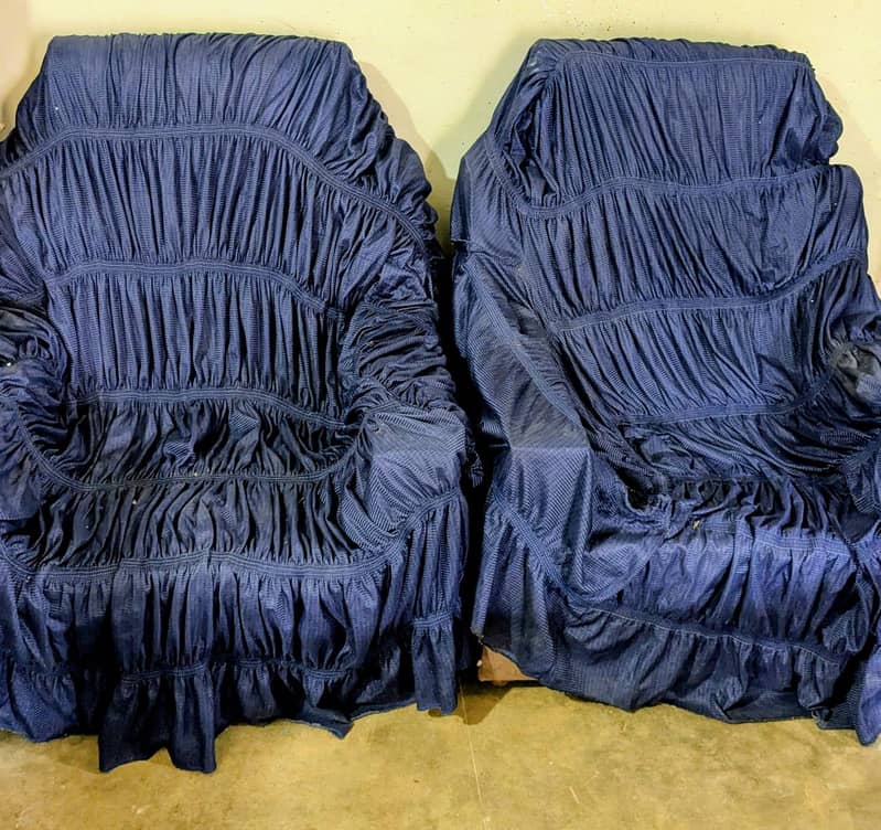 Sofa set with covers 2