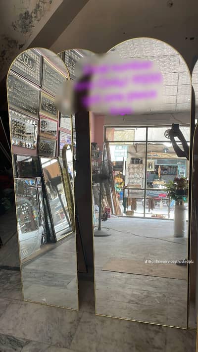 TikTok standing mirror
