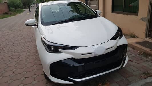 TOYOTA YARIS GLI CVTi INVOICE 10-2025 ONLY 125KMs DRIVEN