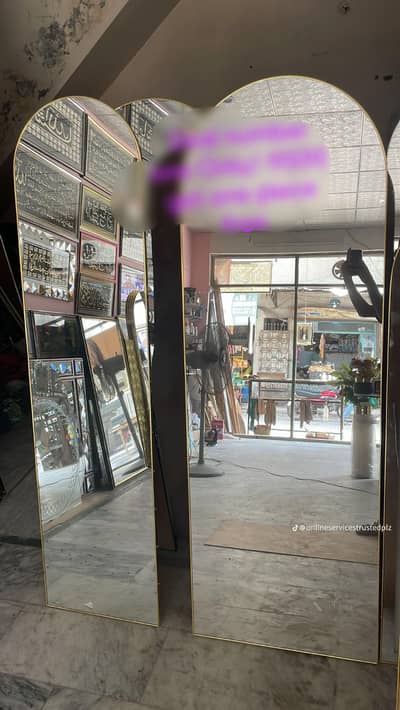 TikTok standing mirror