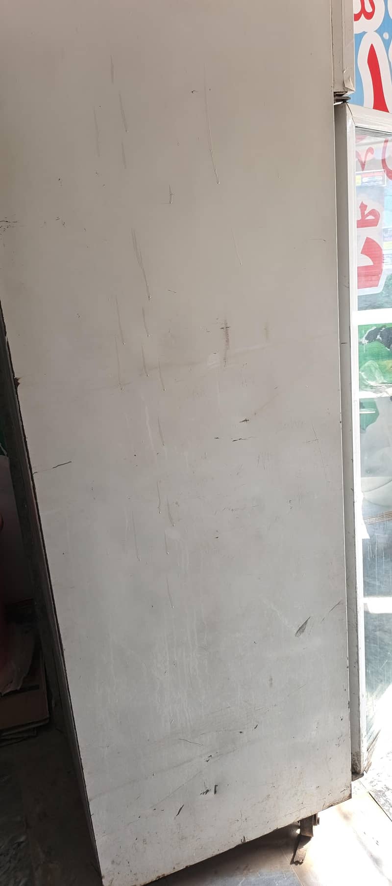 چلر براۂے فروخت 1