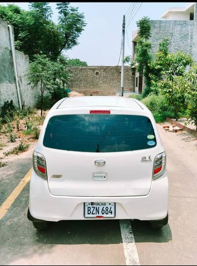 Daihatsu Mira 2018
