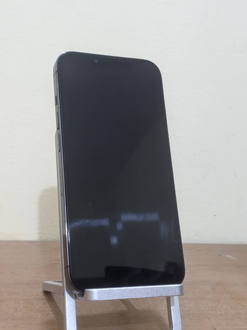 Apple iPhone 13 Pro 5