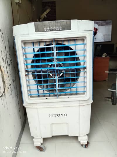 Toyo Touch Screen Remote Control Cooler