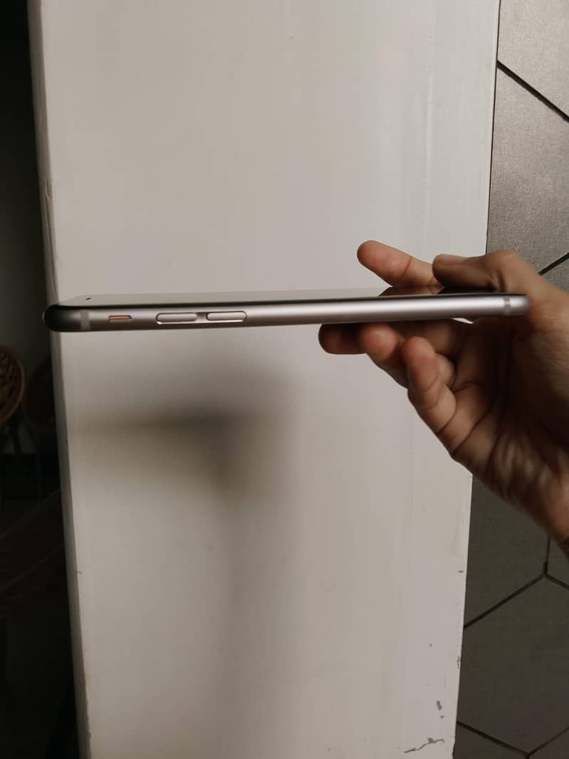 Apple iPhone 6 4
