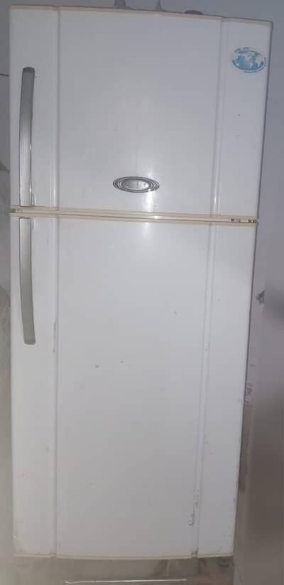 Sanyo Fridge(Saidia). Urgent sale .