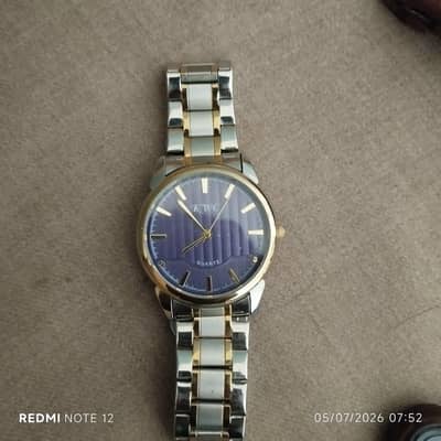 KQWC Classic Wrist Watch – Good Condition