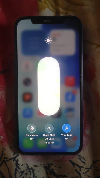 Apple iPhone 12
