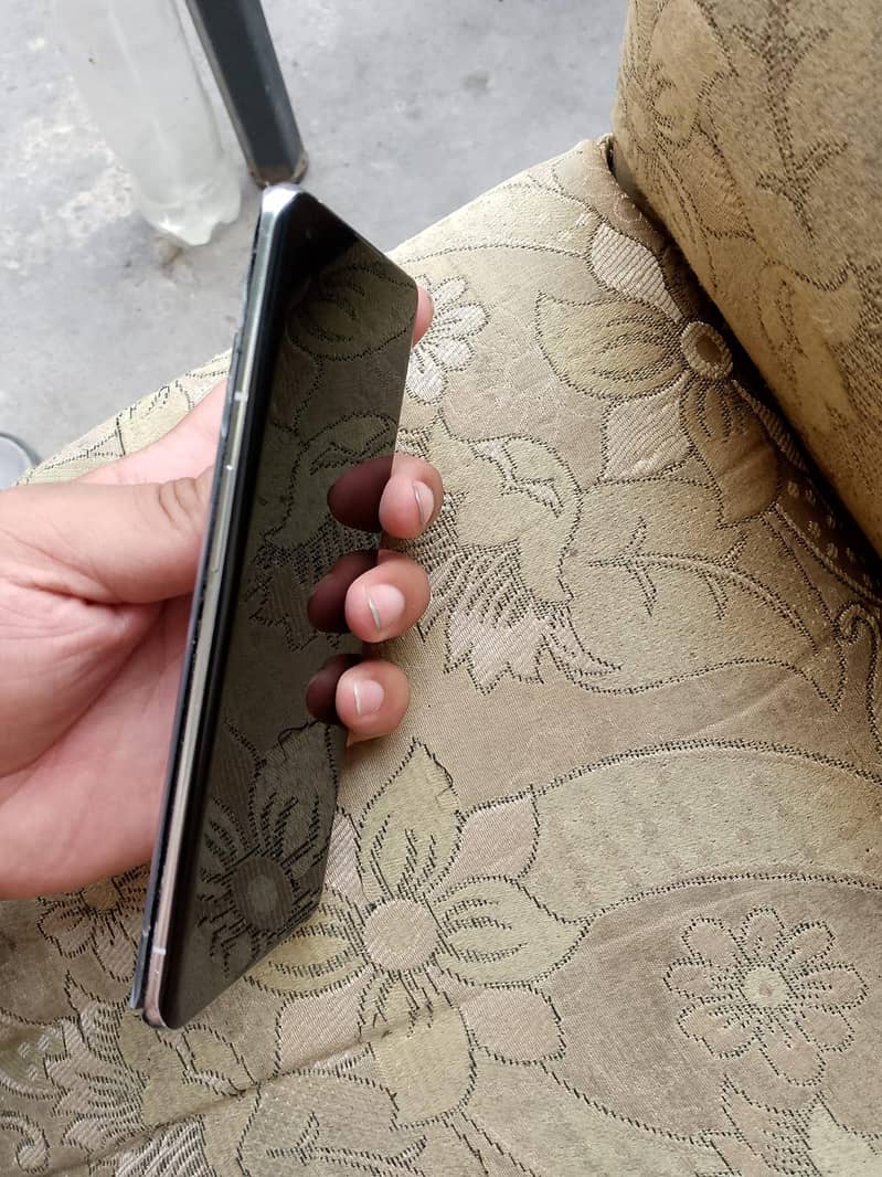 One Plus 9 Pro 3