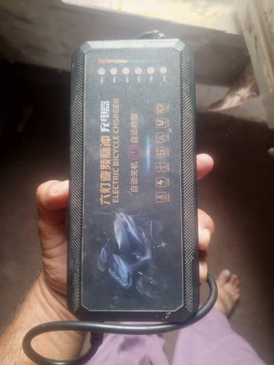 Scotry charger for sale 60voltt 23 ah