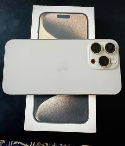 Apple iPhone 15 Pro Max 256gb with box