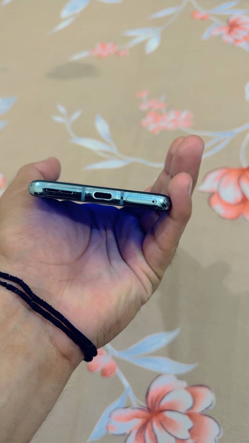 One Plus 10 Pro 3