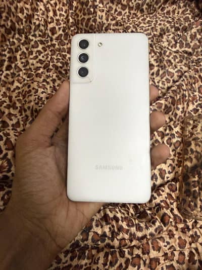 Samsung Mobile S21 FE