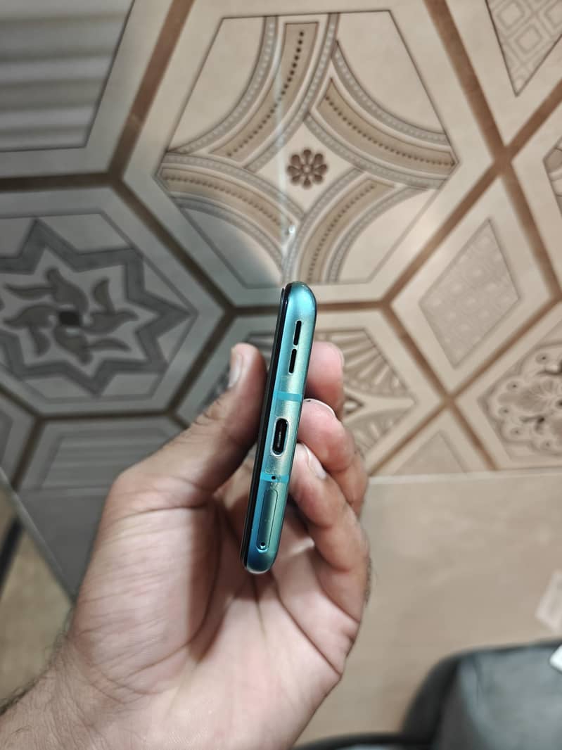 One Plus 8T 3