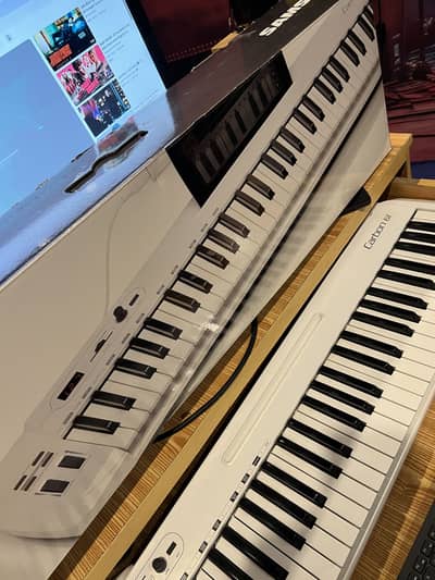 Samson Carbon 61 – USB MIDI Controller