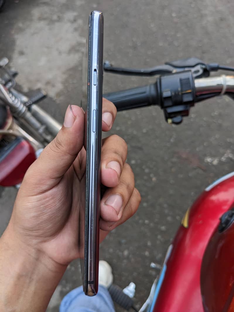 One Plus 7T 4