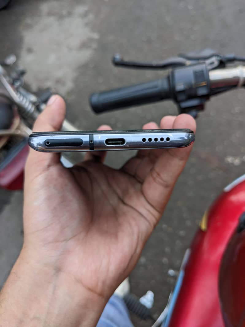 One Plus 7T 6