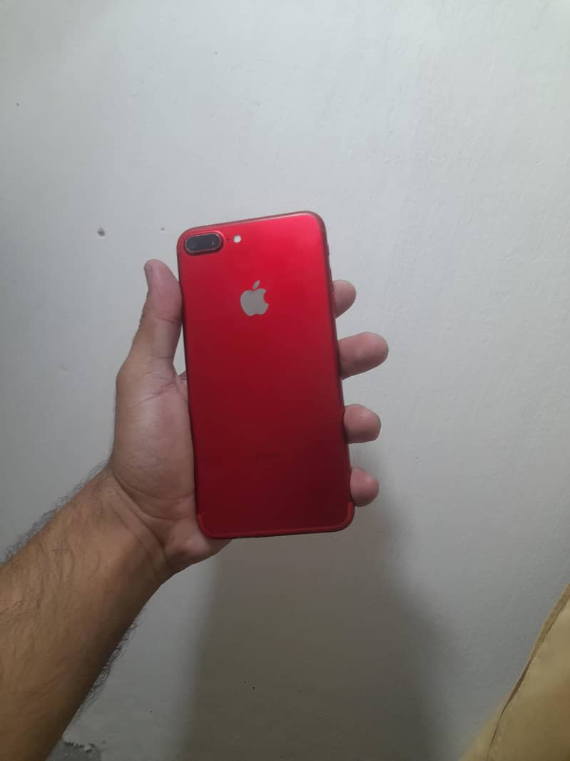Apple iPhone 7 Plus 1