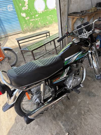 Honda CG 125 Vip Engine 23 Model All Punjab Number