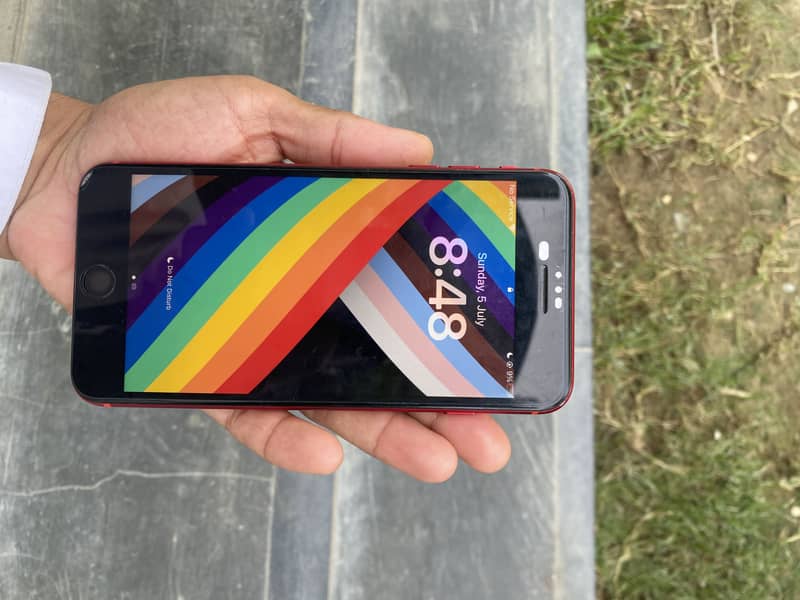 Apple iPhone 8 Plus 1