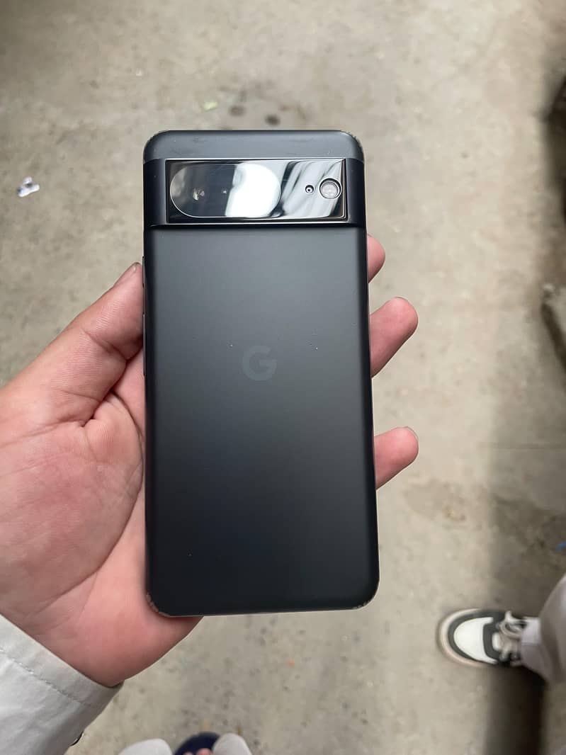 Google Pixel 8 3