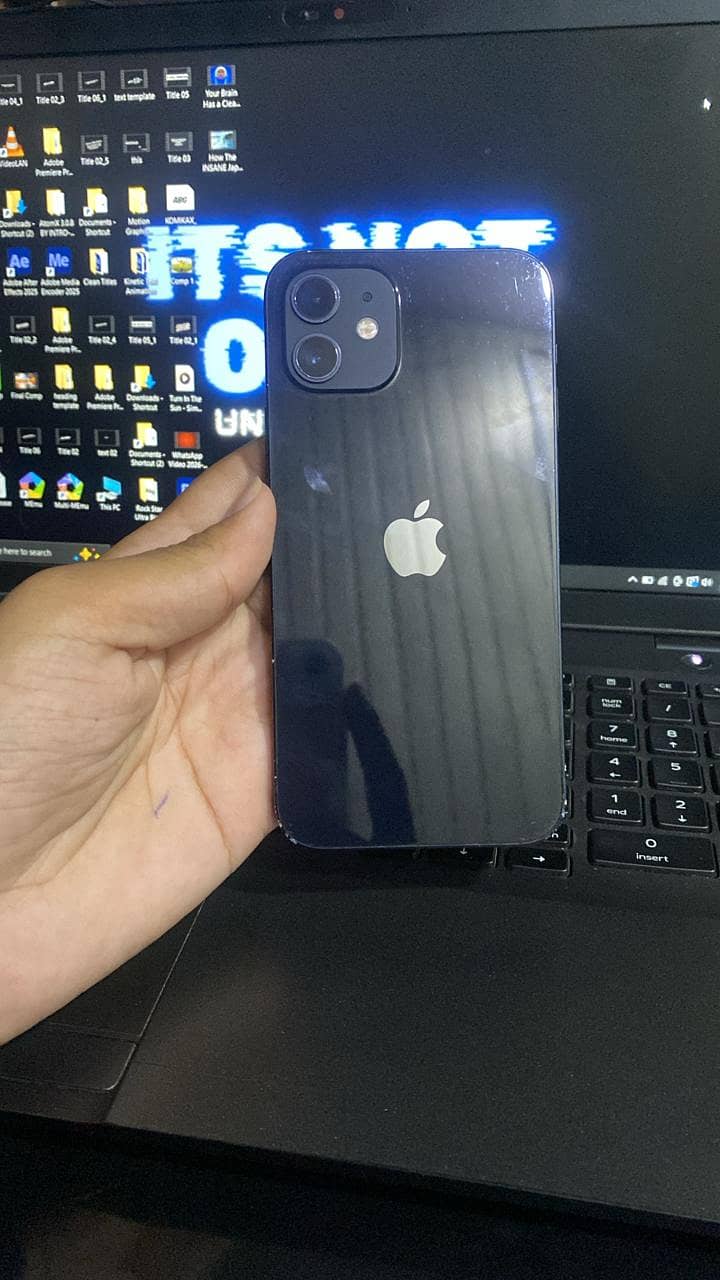 Apple iPhone 12 0