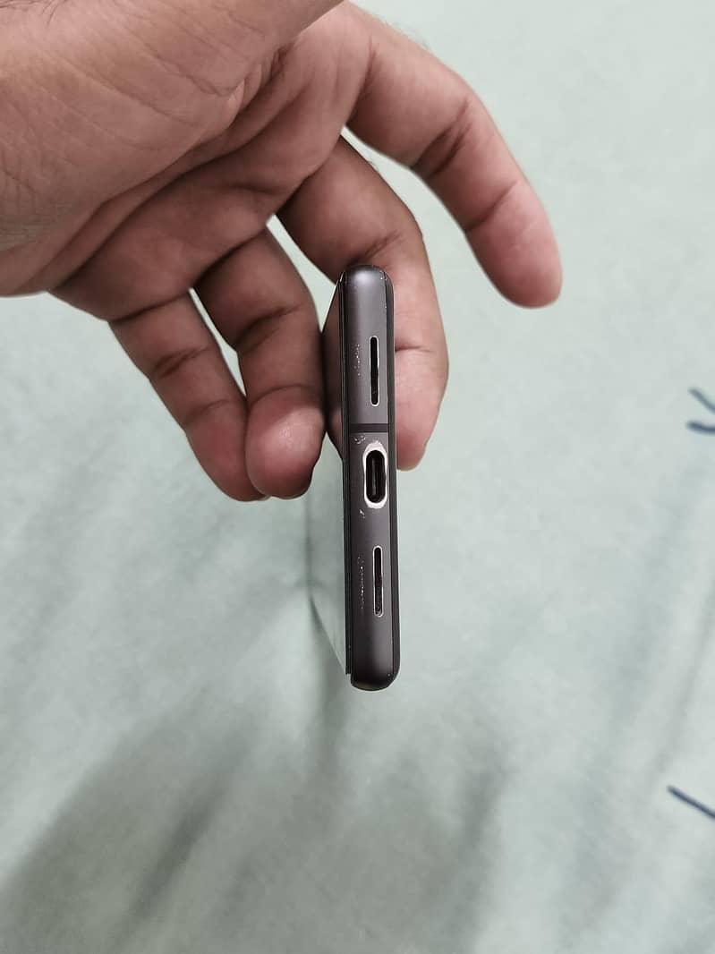Google Pixel 7 6