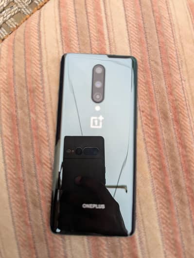 One Plus 8 8/128