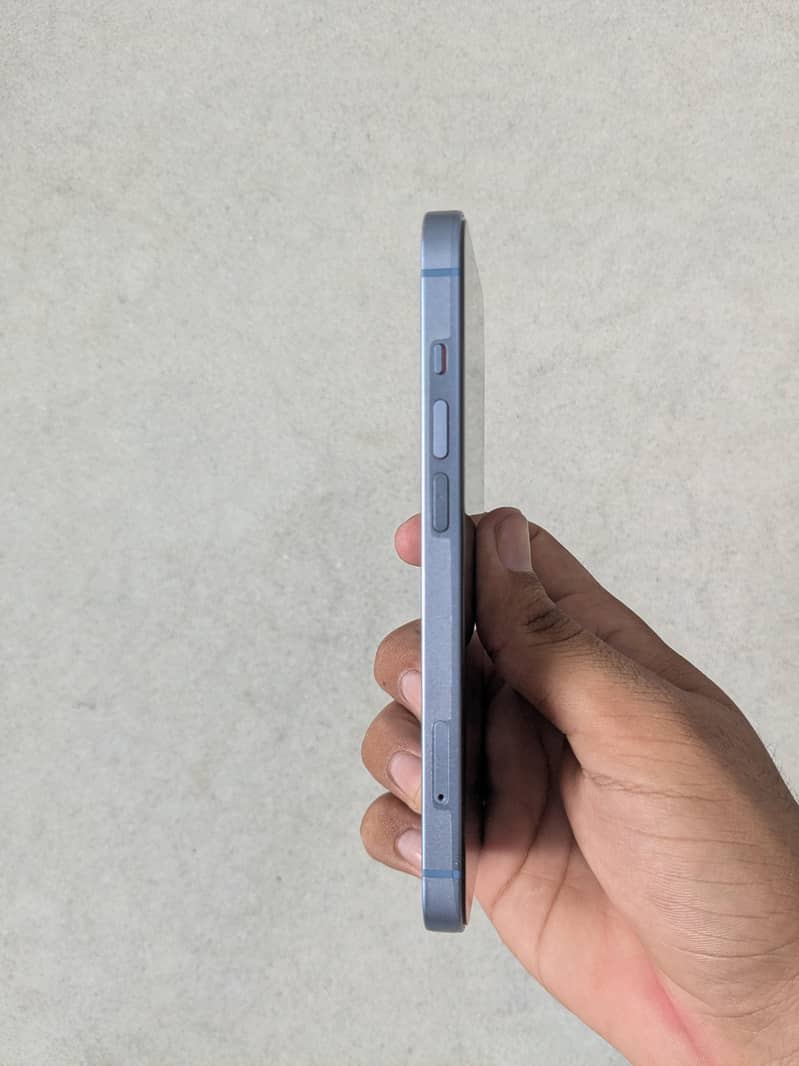 iPhone 14 2