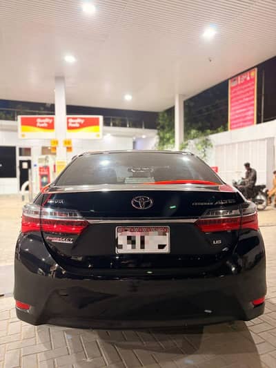 corolla altis