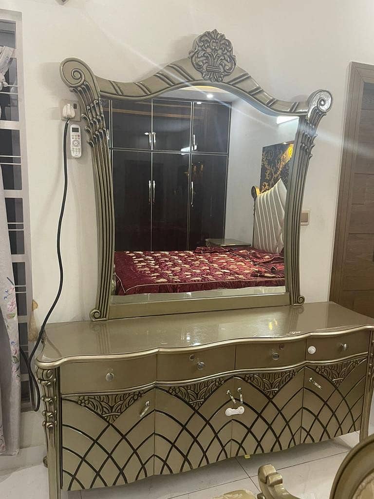 King size Bed set 3