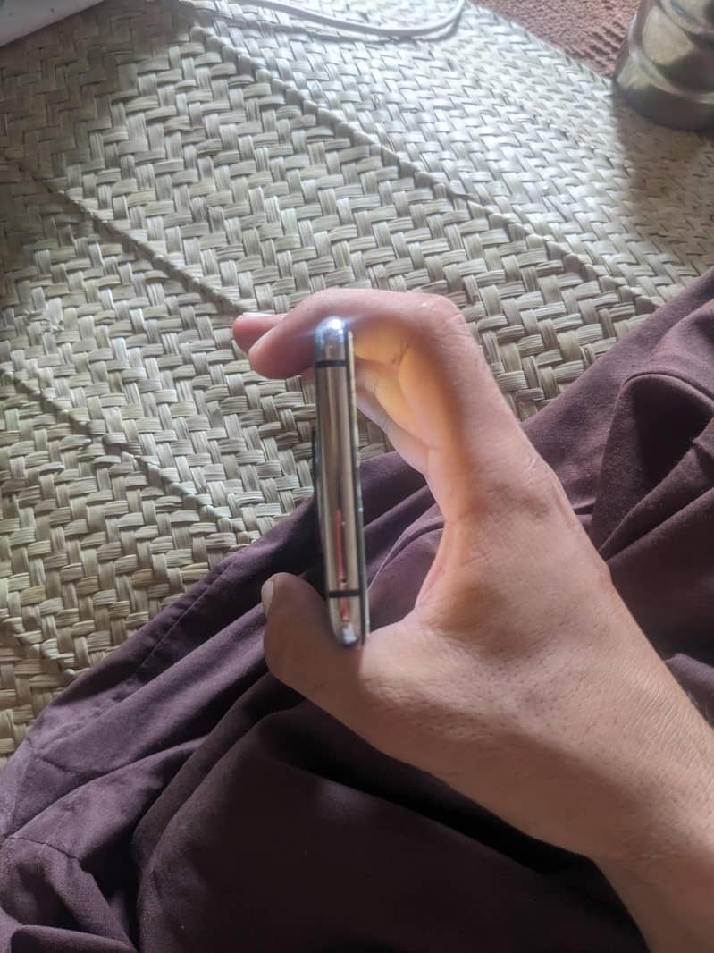 One Plus 7T 4