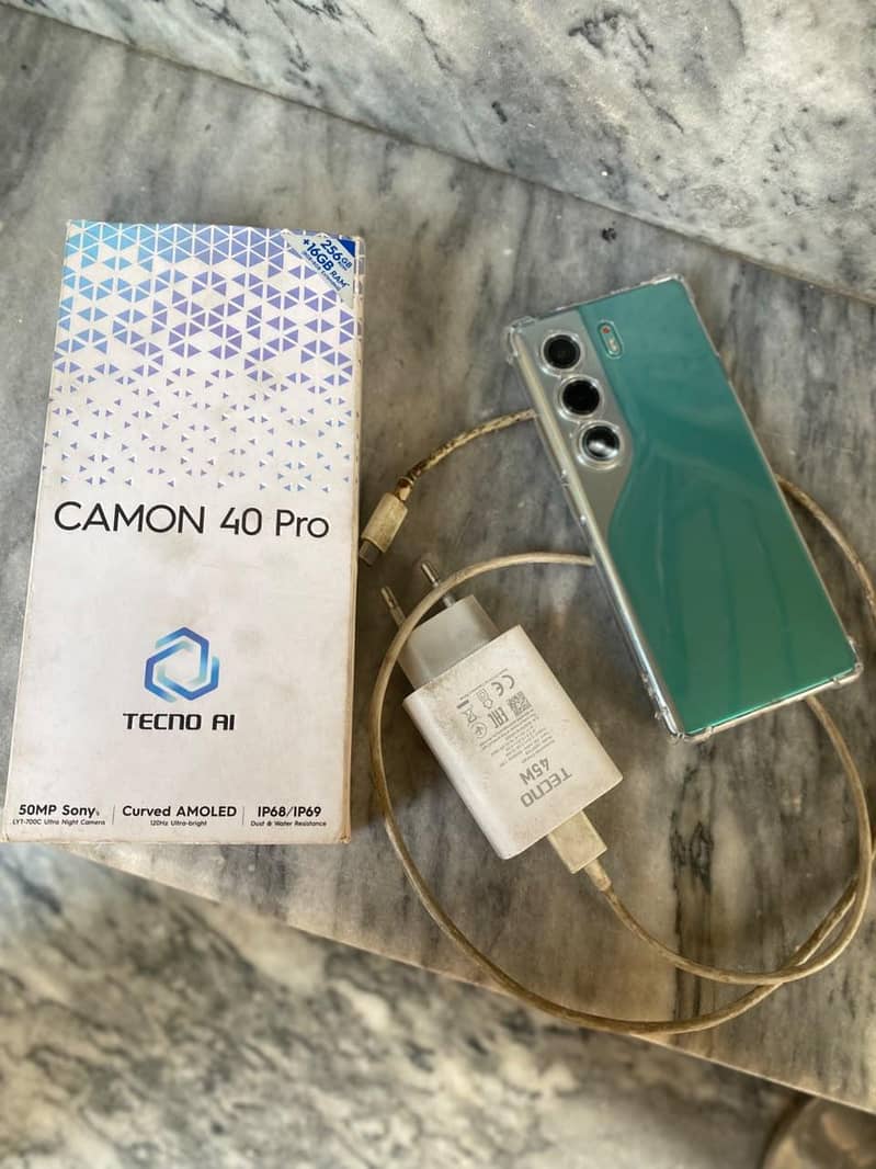 CAMON 40 Pro 16/256 8