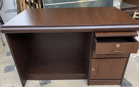 Study/Office Table