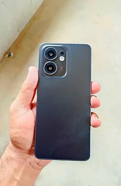 OPPO Reno 13 f