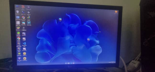 LG 22inch LCD