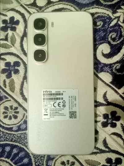 Infinix Hot 60 Pro (10/10 Condition) – Box Pack – Warranty