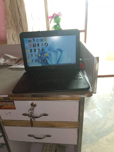 Chromebook