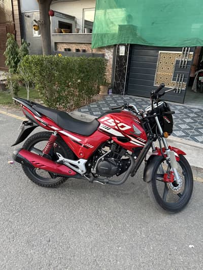 Honda cb150F