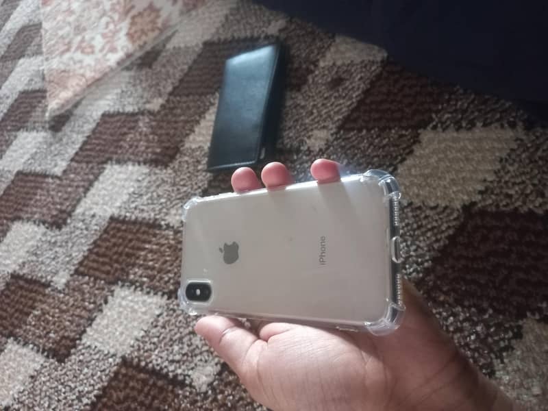 Apple iPhone X 0