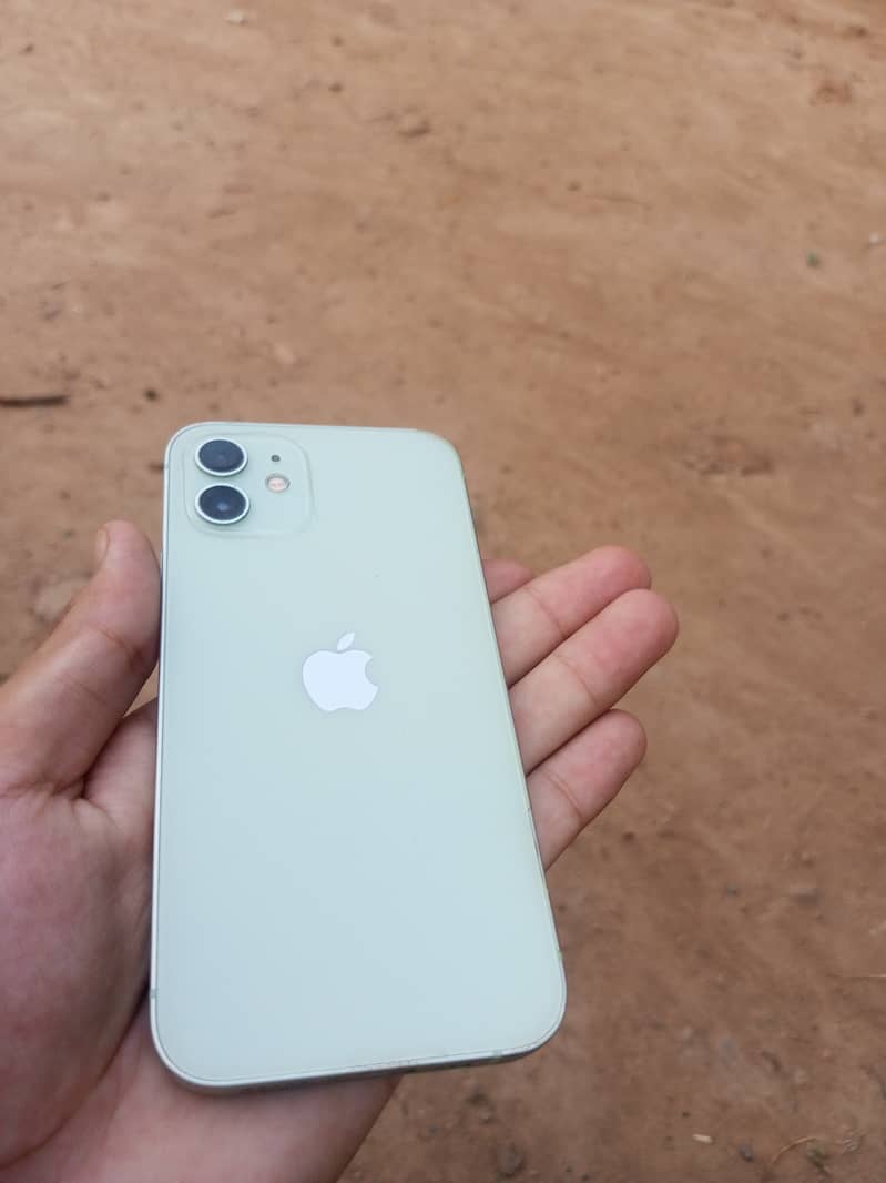 Apple iPhone 12 0